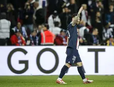 包含巴黎圣日耳曼继续领跑法甲积分榜的词条