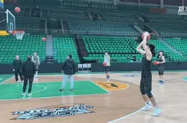 独行侠队主教练战术妙招得分，让对手束手无策