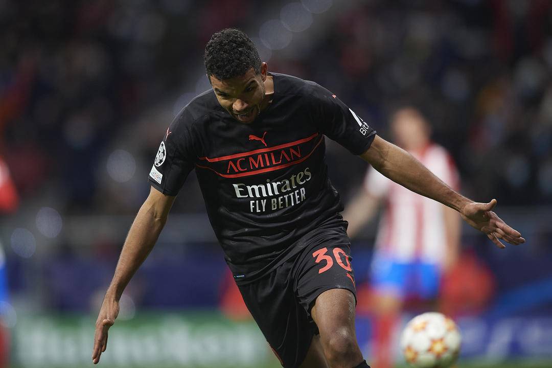 中国官网-包含克罗托内主帅辞职，球队危机愈演愈烈的词条