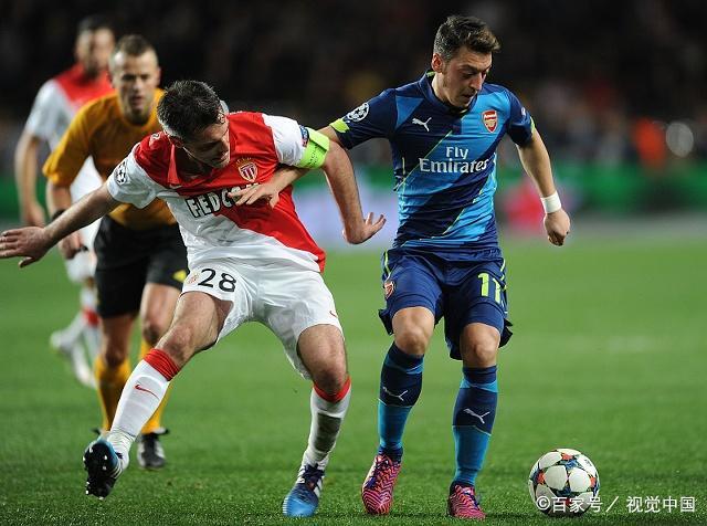 包含兰斯客场力擒摩纳哥，赢得关键胜利的词条