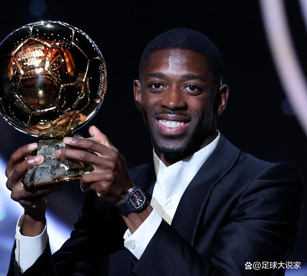 C7娱乐官网-包含凯尔特人队新援在场上砍分，助球队登上胜利宝座的词条