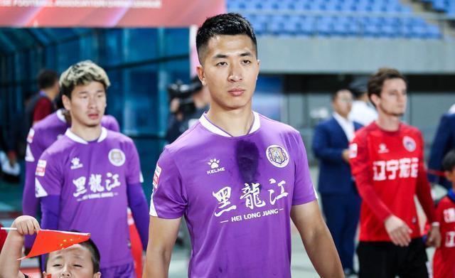 C7娱乐官网-黄海新帅带队全胜，重演逆袭经典